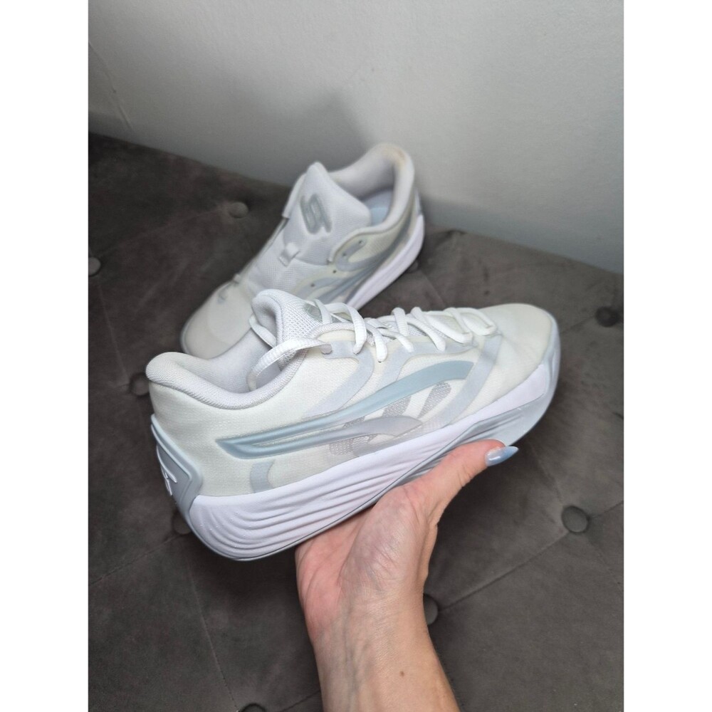 Puma Women's White and Blue Trainers